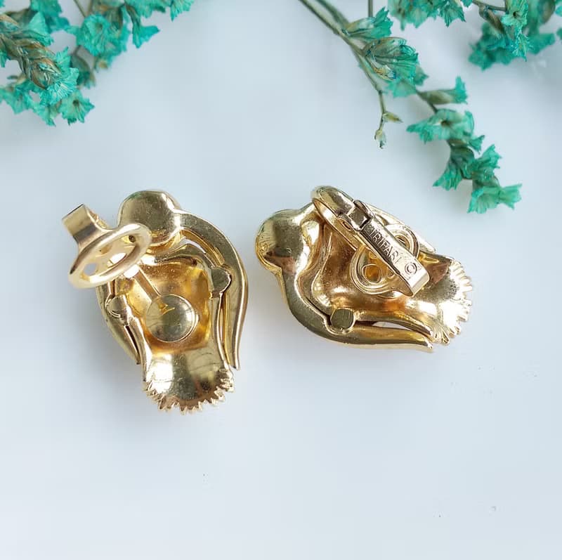 Vintage Jewelry 西洋古董飾品 TRIFARI 花卉 氣質 夾式耳環
