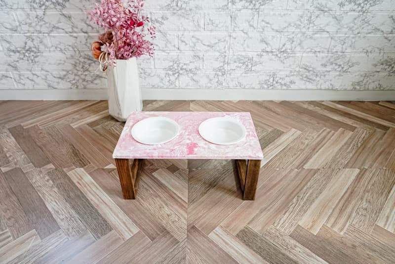 フルイドアート(ピンク)フードスタンド　フードボウル　食器スタンド　小型犬　中型犬　ネコ　木製　オーダー可能