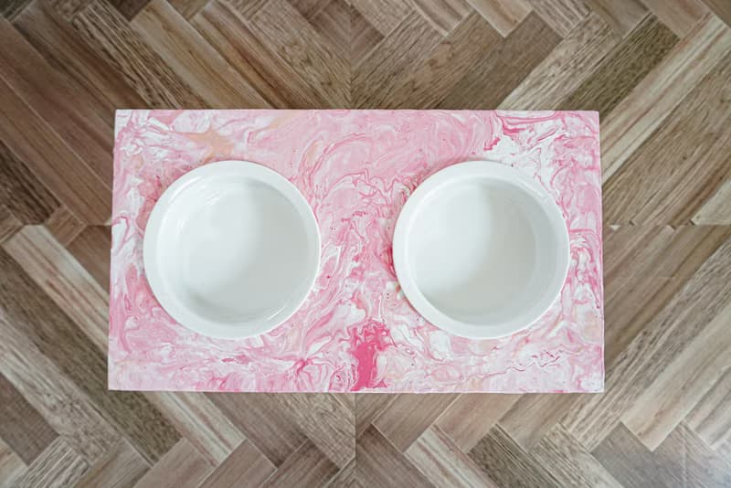 フルイドアート(ピンク)フードスタンド　フードボウル　食器スタンド　小型犬　中型犬　ネコ　木製　オーダー可能