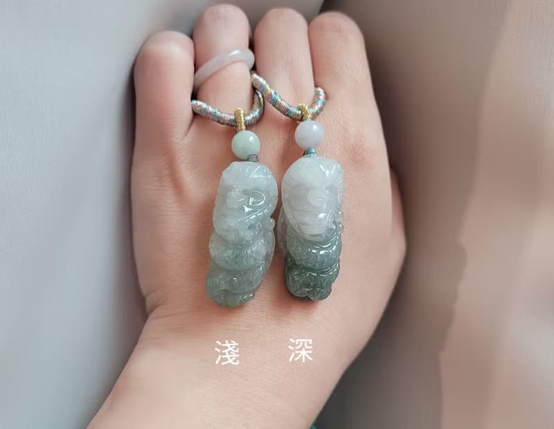 【親翠】天然翡翠 冰綠漸層色眼鏡蛇項鍊 生肖蛇 畢業禮物