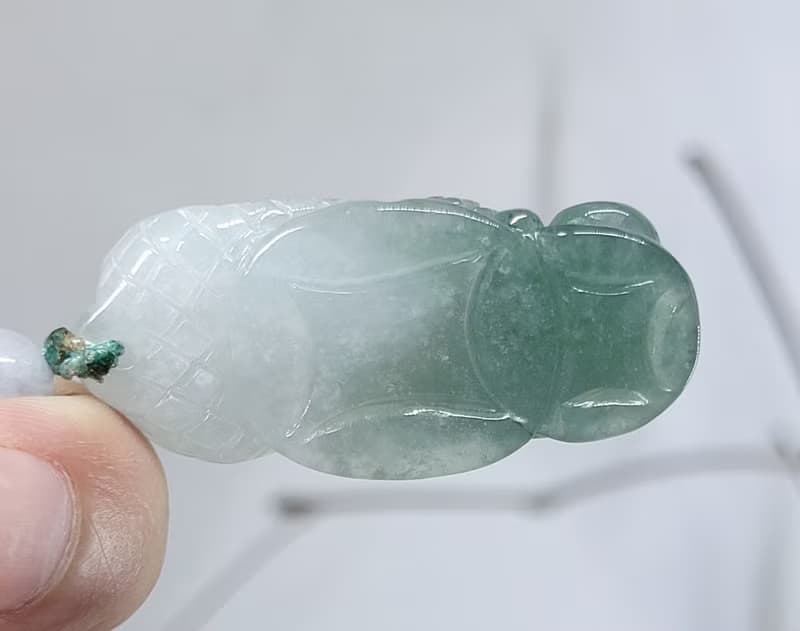 【親翠】天然翡翠 冰綠漸層色眼鏡蛇項鍊 生肖蛇 畢業禮物