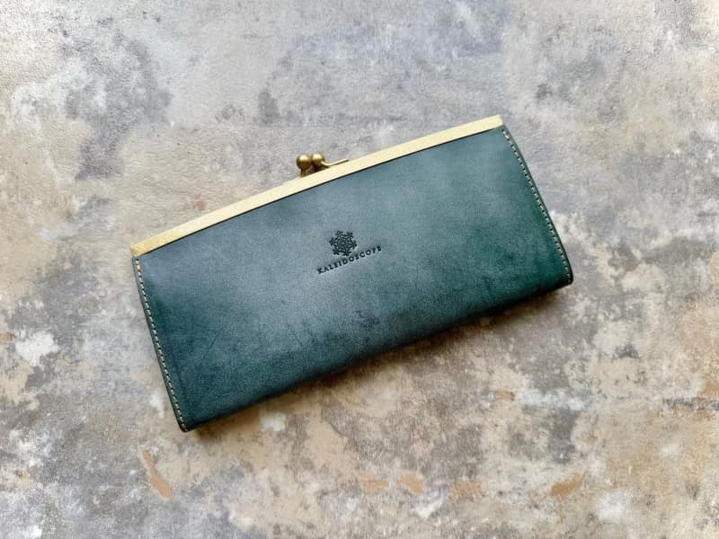 浮足口金の薄型長財布　smart ボトルグリーン