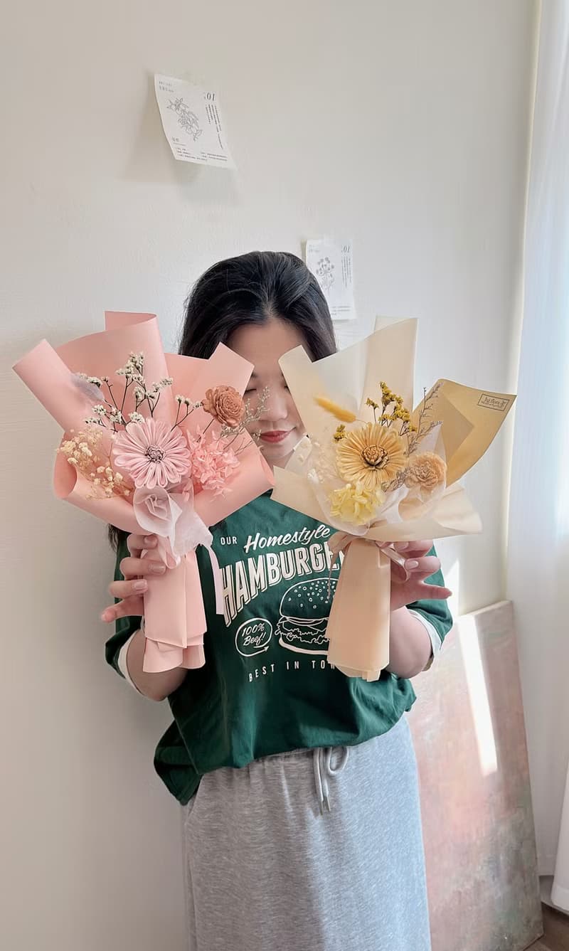 永生花束 向日葵 康乃馨 母親節 畢業 企業合作
