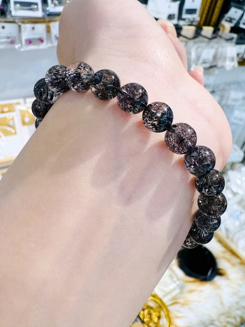 天然精品煙花黑超七7.5-7.9mm15.46g黑加侖透體多礦閃片高頻率磁