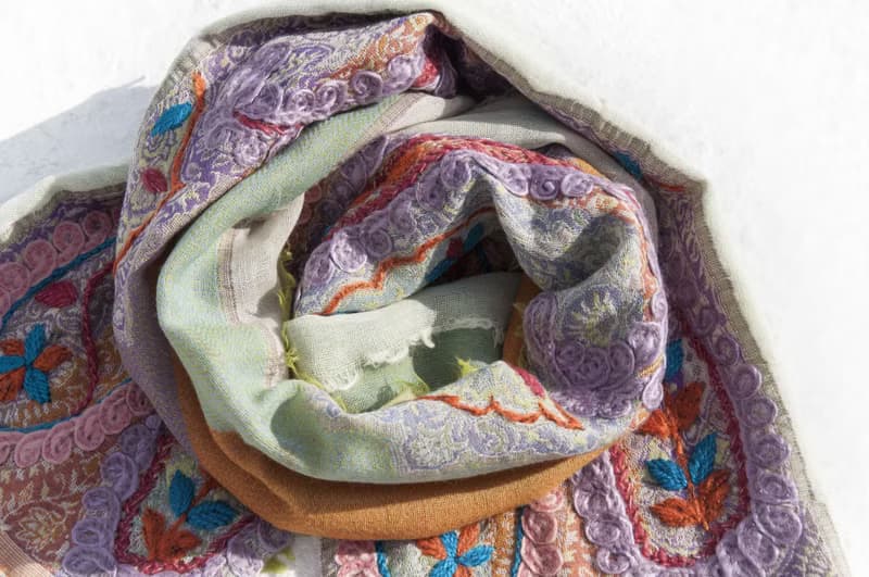手織圍巾 刺繡羊毛披肩/針織圍巾/刺繡圍巾/羊絨披巾/喀什米爾Cashmere 聖誕節禮物 交換禮物 母親節 父親節-花