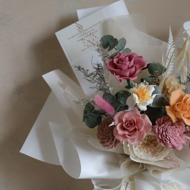 【遇見恆久】甜糖謎語永生玫瑰情人節花束 共4款 含盒