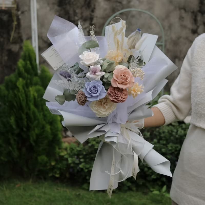 【遇見恆久】甜糖謎語永生玫瑰情人節花束 共4款 含盒