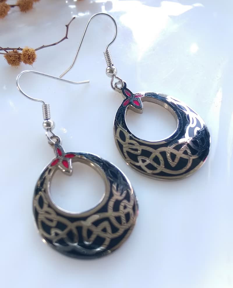 Vintage Jewelry 景泰藍 凱爾特繩結 環圈款 黑底 耳勾 針式耳環