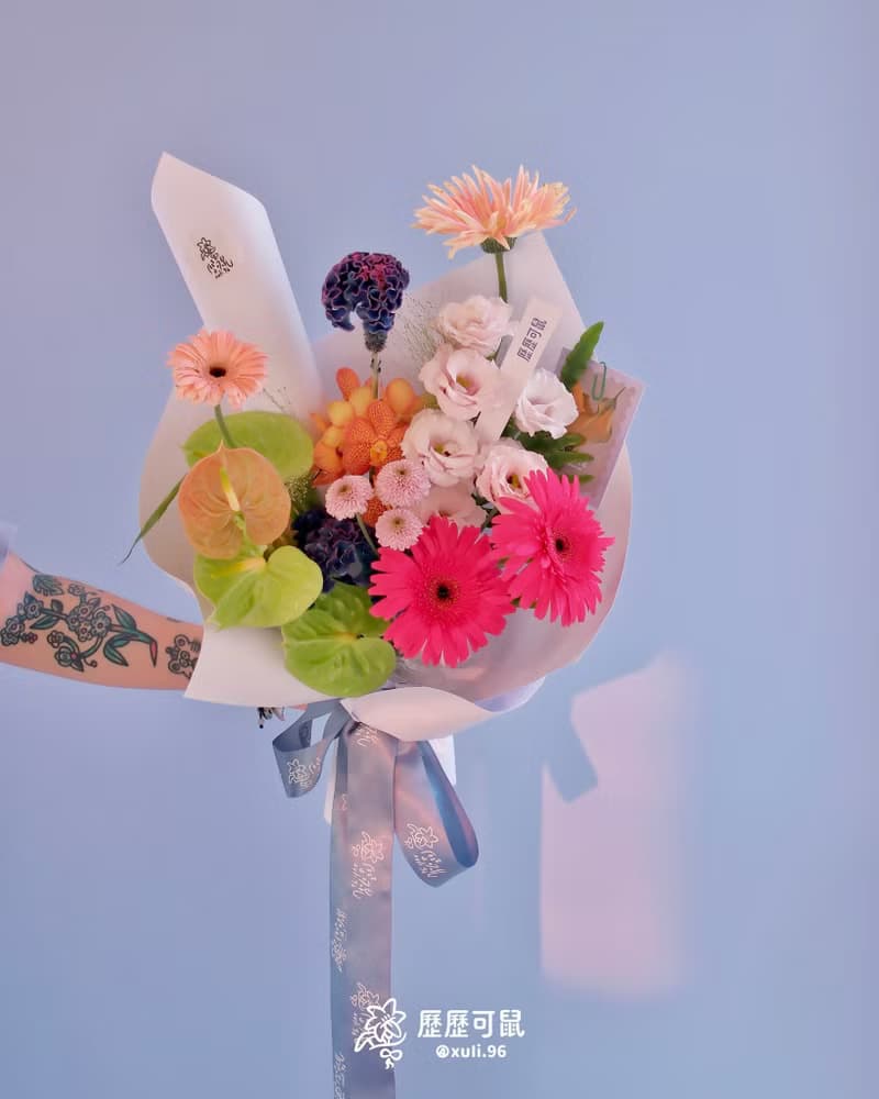 Surprise Me 驚喜我鮮花束