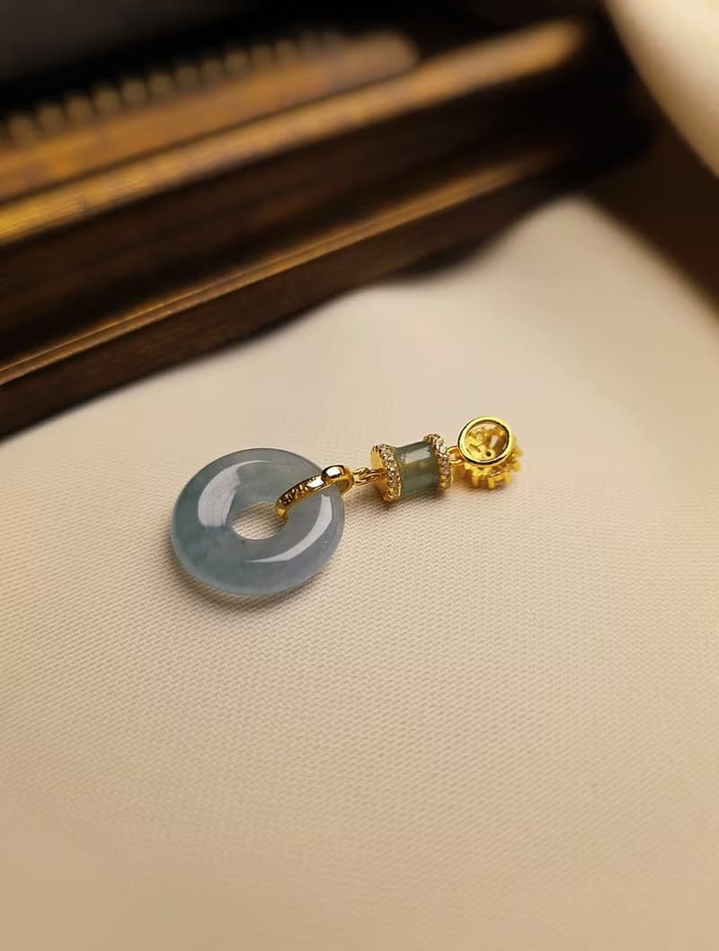 招財•順心•圓滿•平安|高冰藍水大甜甜圈|A貨翡翠純銀訂製吊墜