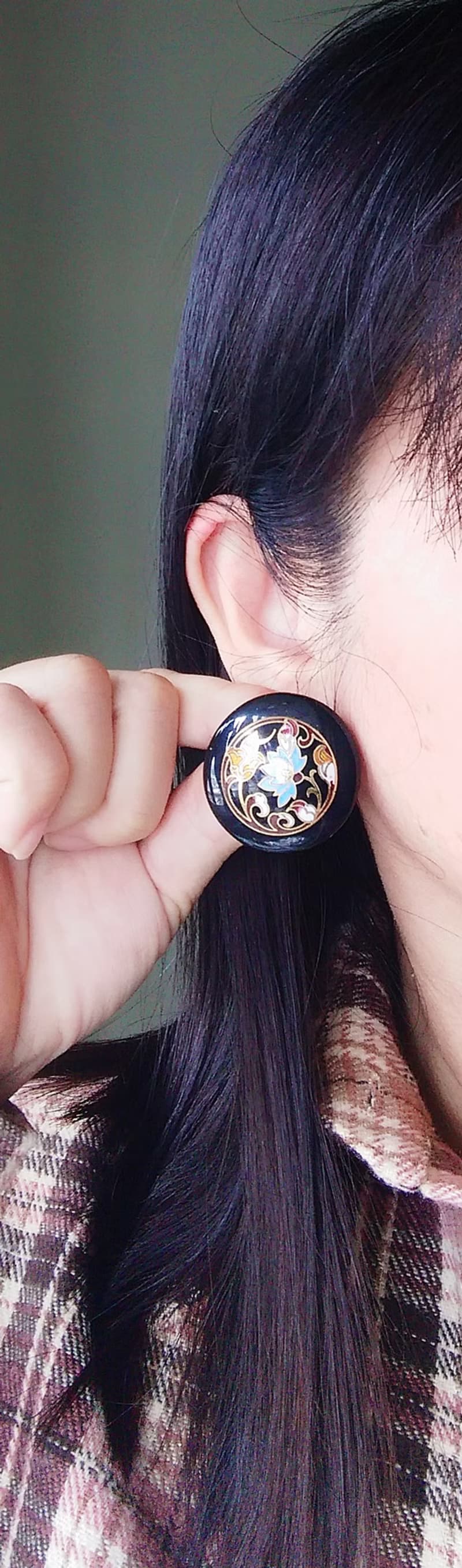 【西洋古董飾品 】景泰藍 黑色調 優美花卉 大耳環 針式耳環
