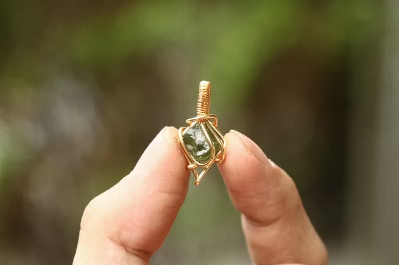 【水晶系列】綠透輝石 箭頭形 銅纏繞墜飾 送禮 交換禮物 _ 2
