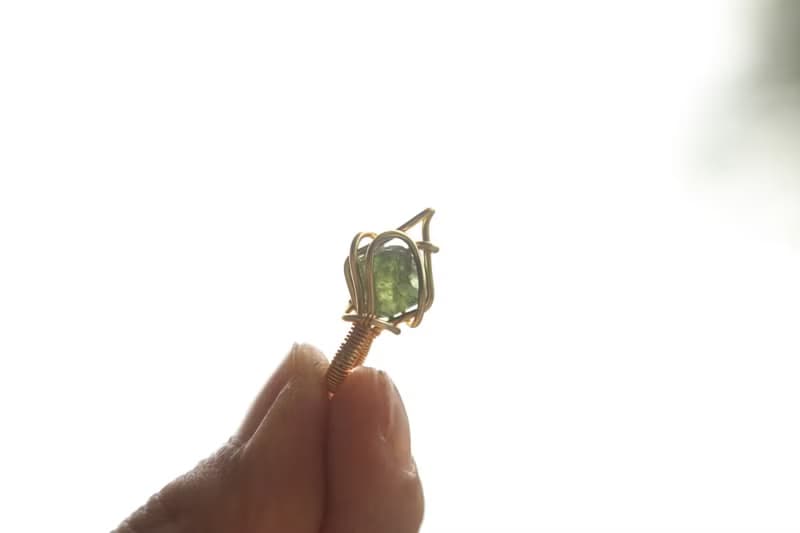 【水晶系列】綠透輝石 箭頭形 銅纏繞墜飾 送禮 交換禮物 _ 2