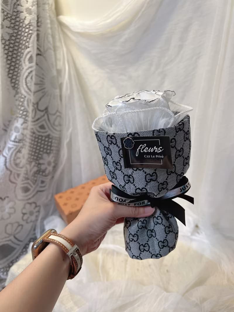 小香風永生花花束 情人節 生日禮物 求婚花束 香奈兒毛呢花束