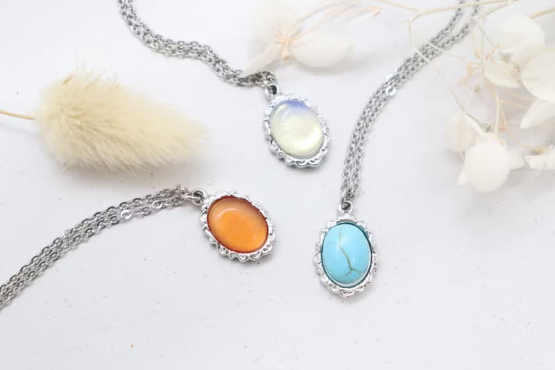 Surgical Steel) Vintage Style Oval Birthstone Necklace Petite Birthstone Pendant