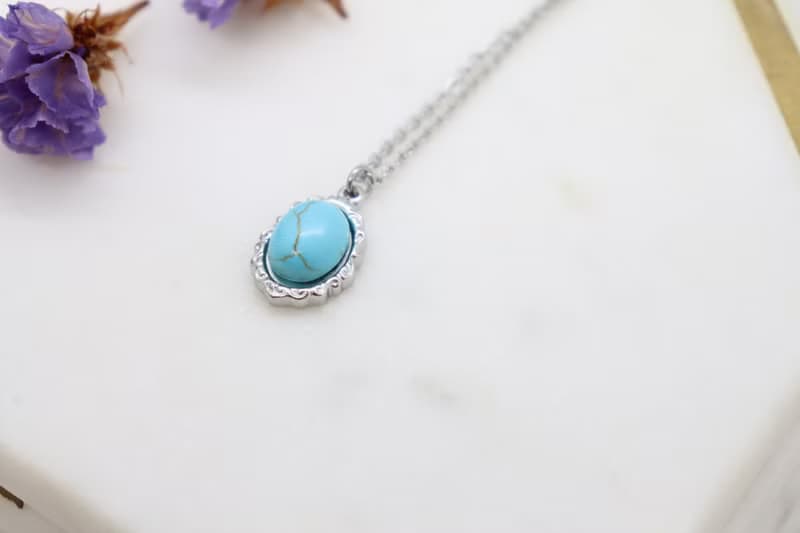 Surgical Steel) Vintage Style Oval Birthstone Necklace Petite Birthstone Pendant