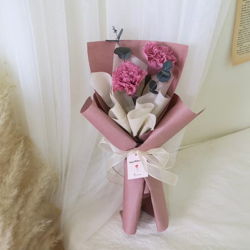 母親節花束ー經典永生康乃馨韓式花束 |永生花/乾燥花/母親節