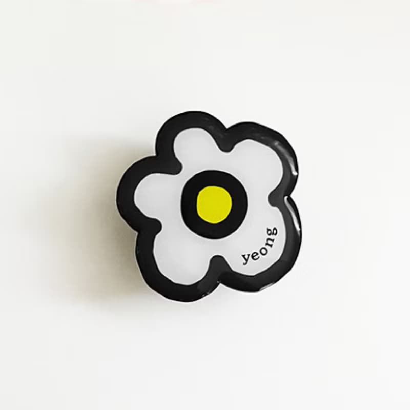 Daisy Smartphone Grip with Initial custom