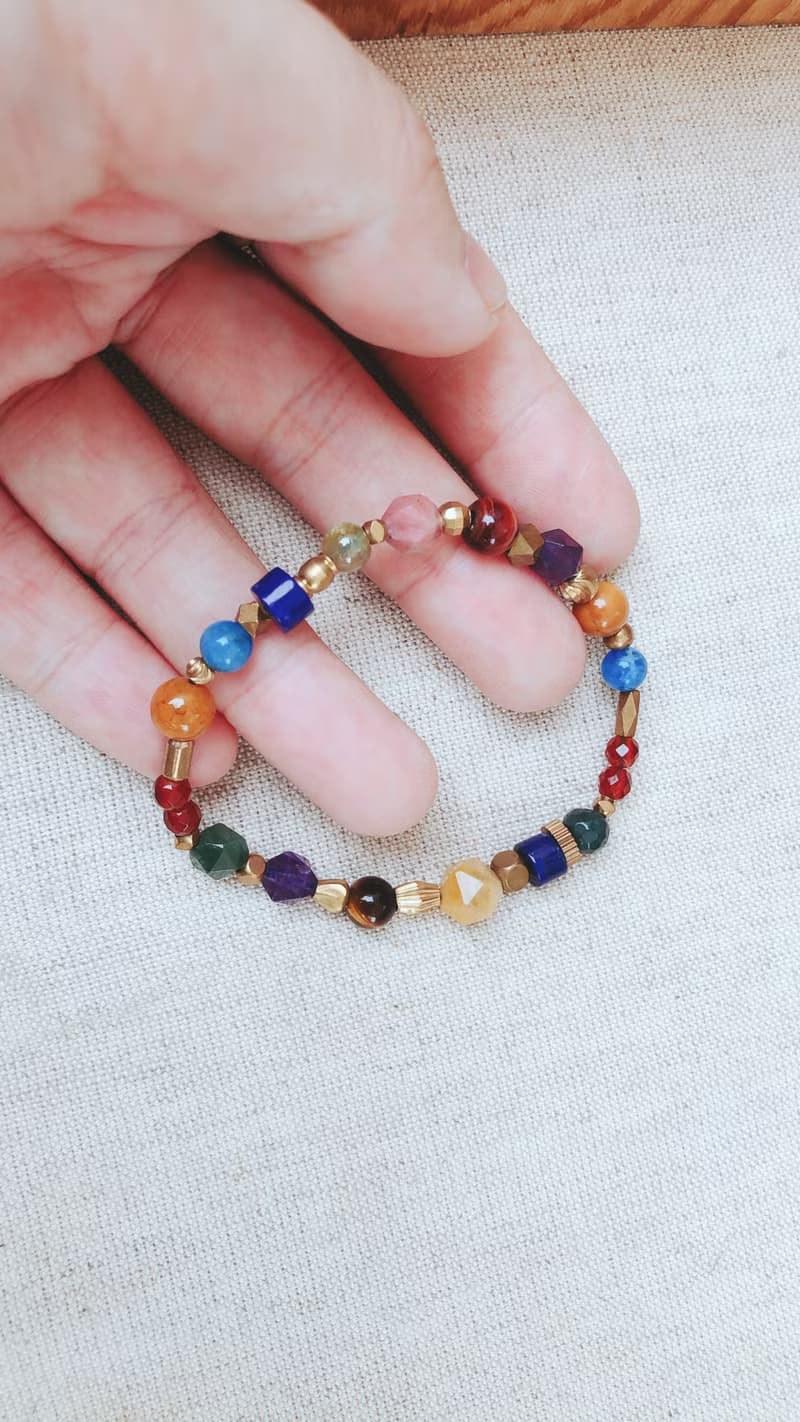 天然石x黃銅手鍊-多彩寶石