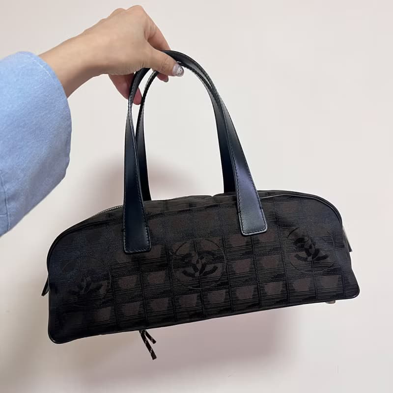 【日本中古】04-05年罕有中古CHANEL Coco Bar 冰格法棍包
