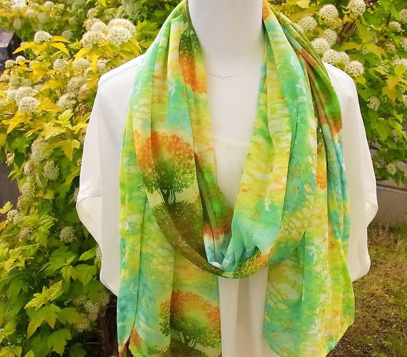 二週間【The sky dyed in osmanthus】水彩画シフォンストール　スカーフ　金木犀　桂花　誕生日プレゼント　母の日　男性への贈り物　クリスマス