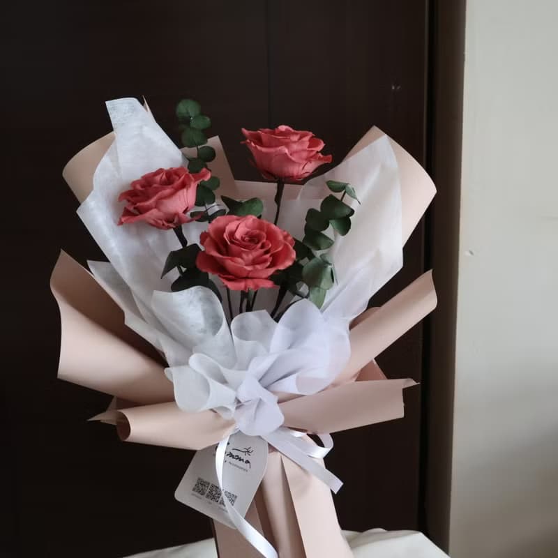 情人節日本大玫瑰花束 兩色 玫紅玫瑰 藍紫玫瑰 生日 週年禮物