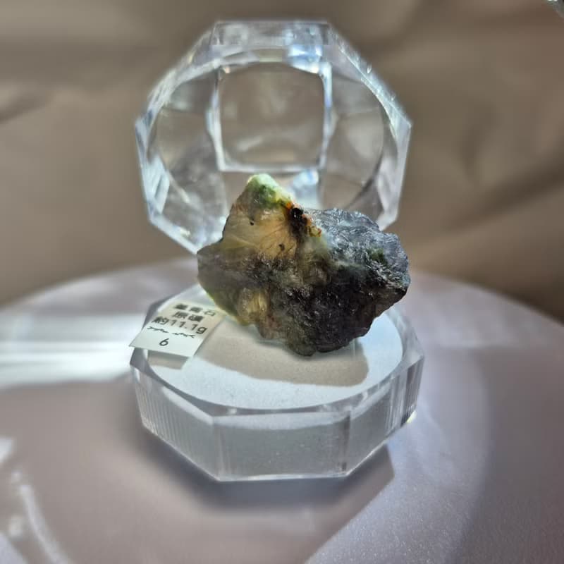•小小的期待• 堇青石原礦 可作礦標/擴香石