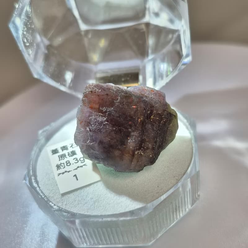 •小小的期待• 堇青石原礦 可作礦標/擴香石