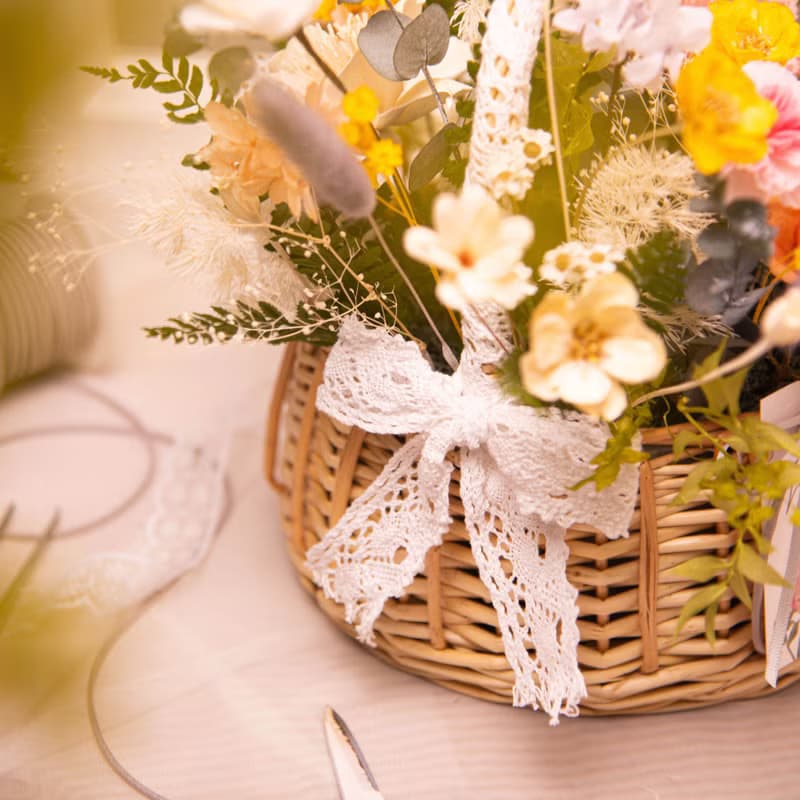 【春夏浪漫】韓式花籃 母親節花束 永生花 乾燥花  / 康乃馨花束