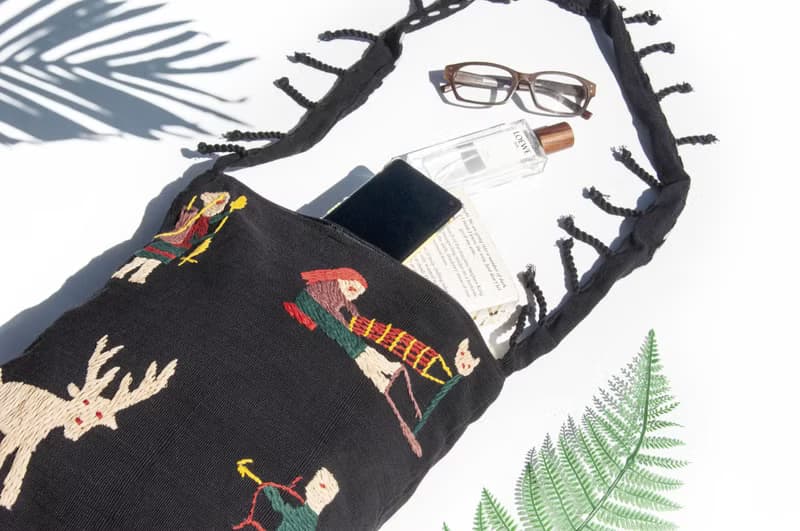 手縫純棉布側背包 刺繡斜背包 手工刺繡肩背包 手繡包-彩虹動物