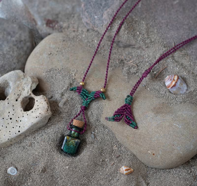 Sirene potion necklace, mermaid amulet, spell bottle necklace