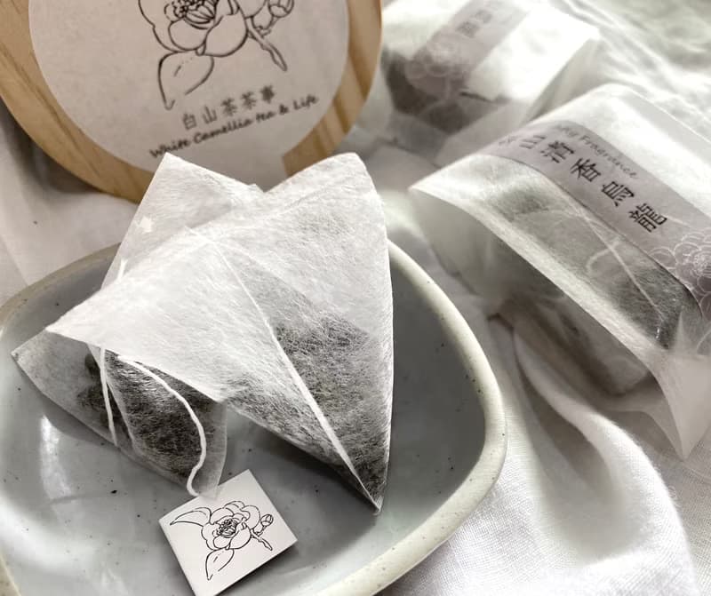 台灣梨山清香型烏龍茶  新佳陽茶區  自然農法 自家茶園