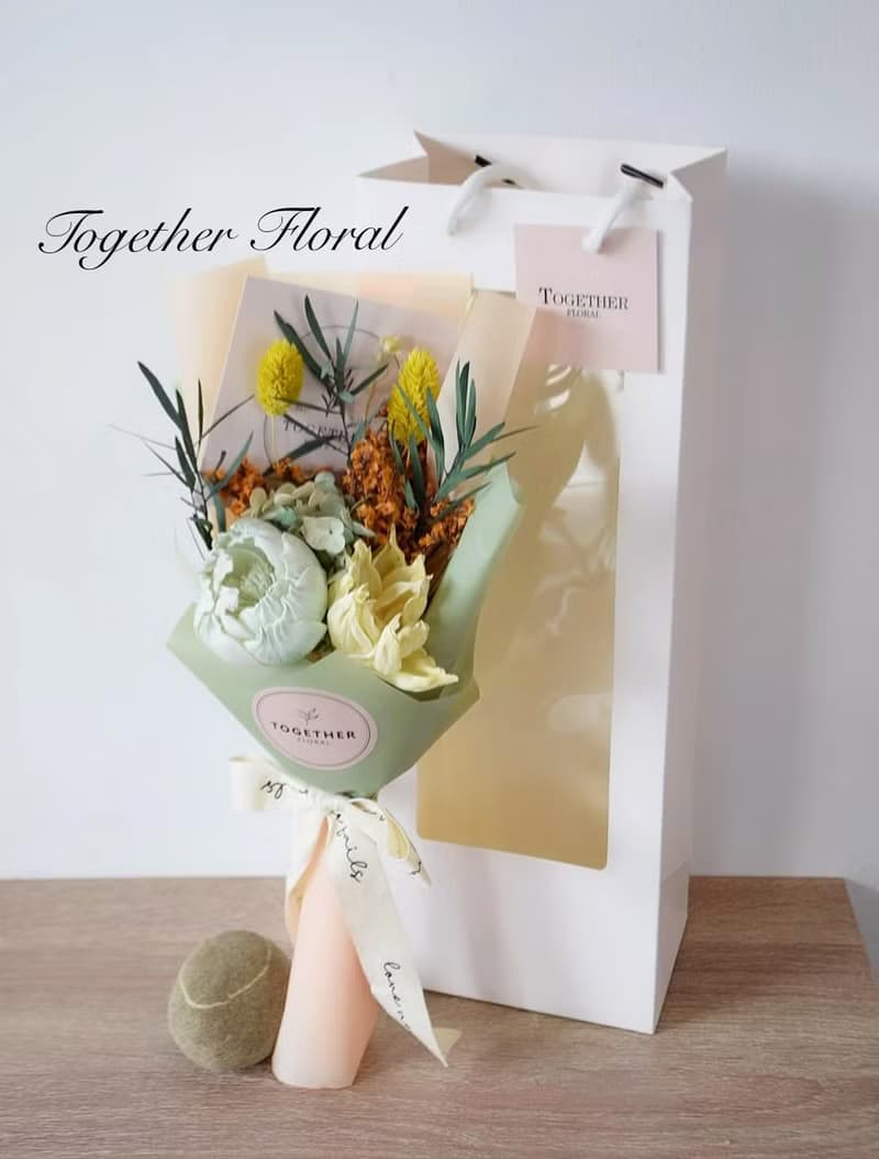 清新索拉花束 含透明提袋