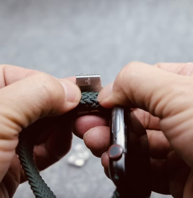 【時尚飾物】SOULITE  蘋果錶帶夾子 Flower Clip