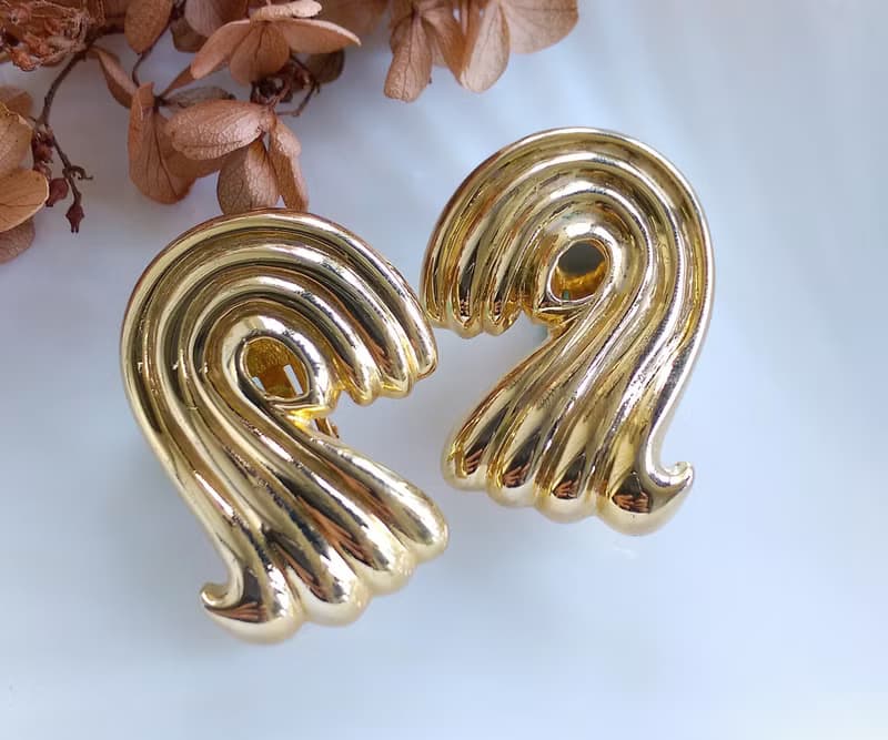Vintage Jewelry 西洋古董飾品 對稱 波浪  夾式耳環