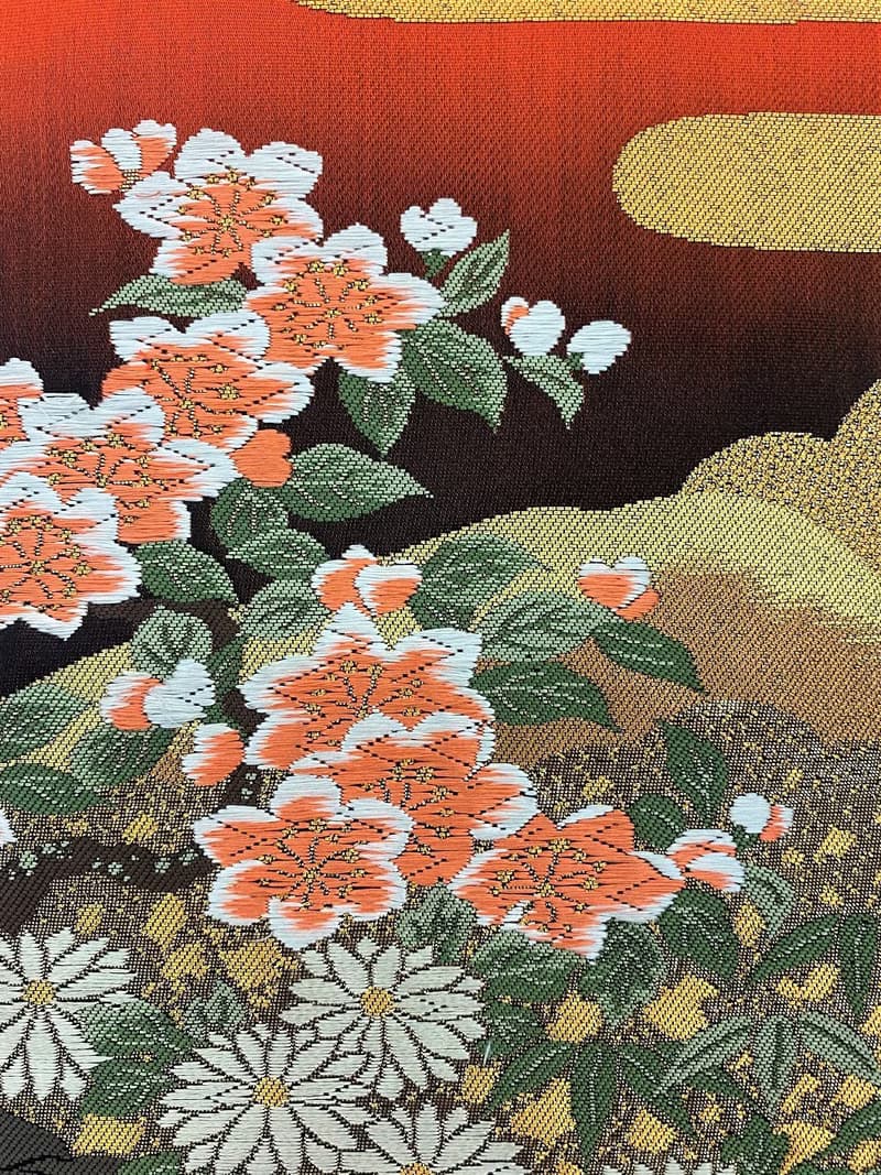 きものアート76　刺繍着物 和モダン 和風インテリア 花柄 プレゼント 結婚祝い 新築祝い 長寿祝い 縁起物