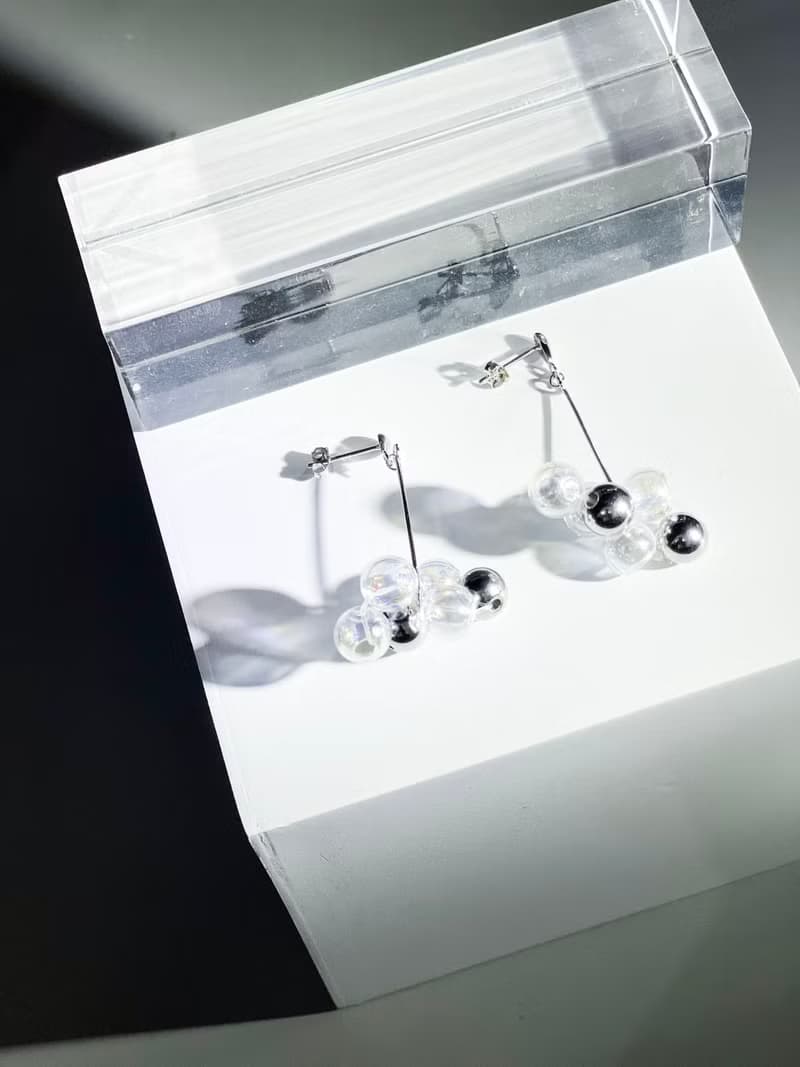 2024新款簡約立體氣泡玻璃球幻彩透明18k金純銀耳環