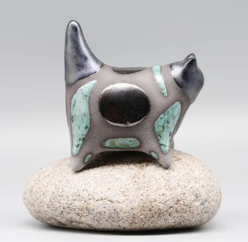 Handmade Ceramic Cat Sculpture – Modern Clay Art Figurine, Unique Animal Decor,