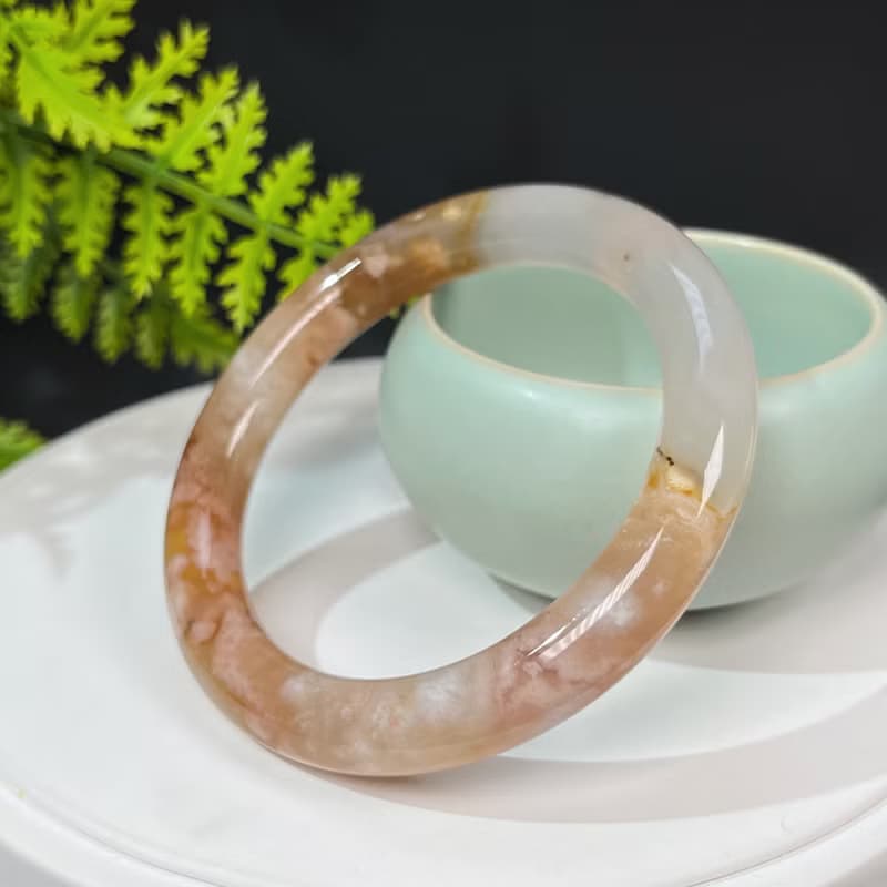 櫻花瑪瑙手鐲58MM 冰潤起光結晶飄花焦糖色玉髓手環 活潑純真友善