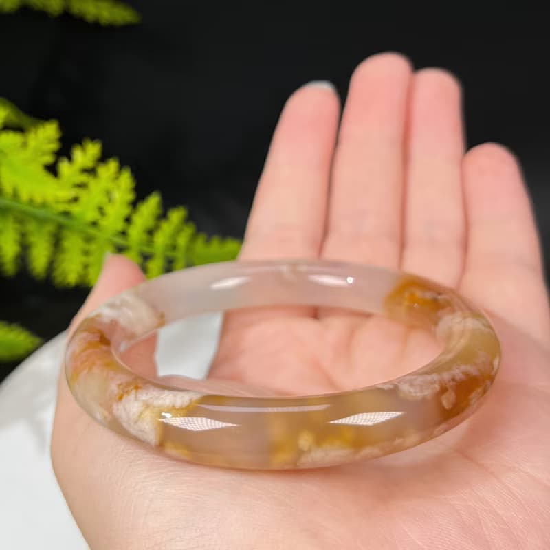 櫻花瑪瑙手鐲58MM 冰潤起光結晶飄花焦糖色玉髓手環 活潑純真友善