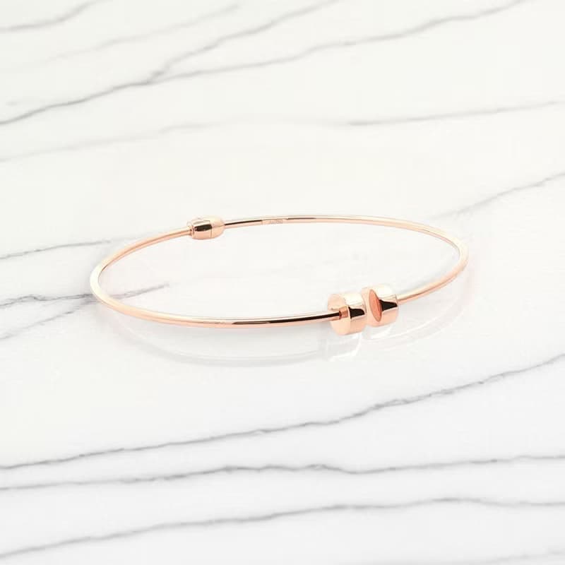 【輕盈質感】18K玫瑰金手鐲  | 優雅幾何  Oval設計