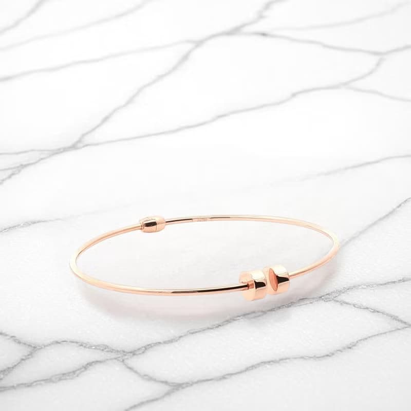 【輕盈質感】18K玫瑰金手鐲  | 優雅幾何  Oval設計