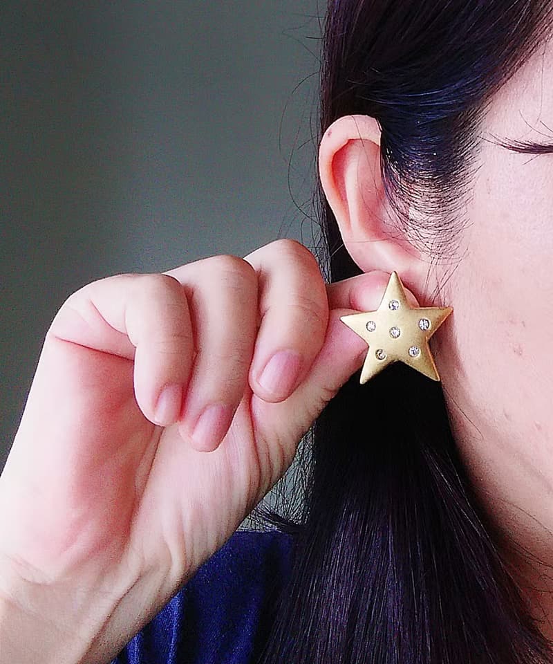 Vintage Jewelry 西洋古董飾品 啞光 精巧星星 針式耳環