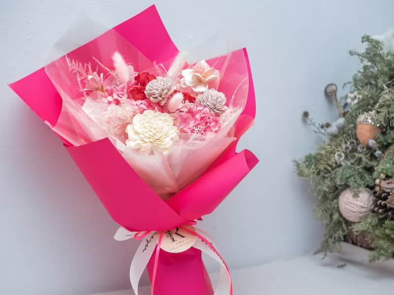 緋紅絮語-情人節永生玫瑰花束