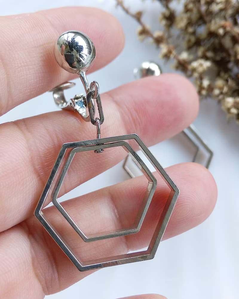 Vintage Jewelry 西洋古董飾品 銀色調 普普都會垂墜 夾式耳環