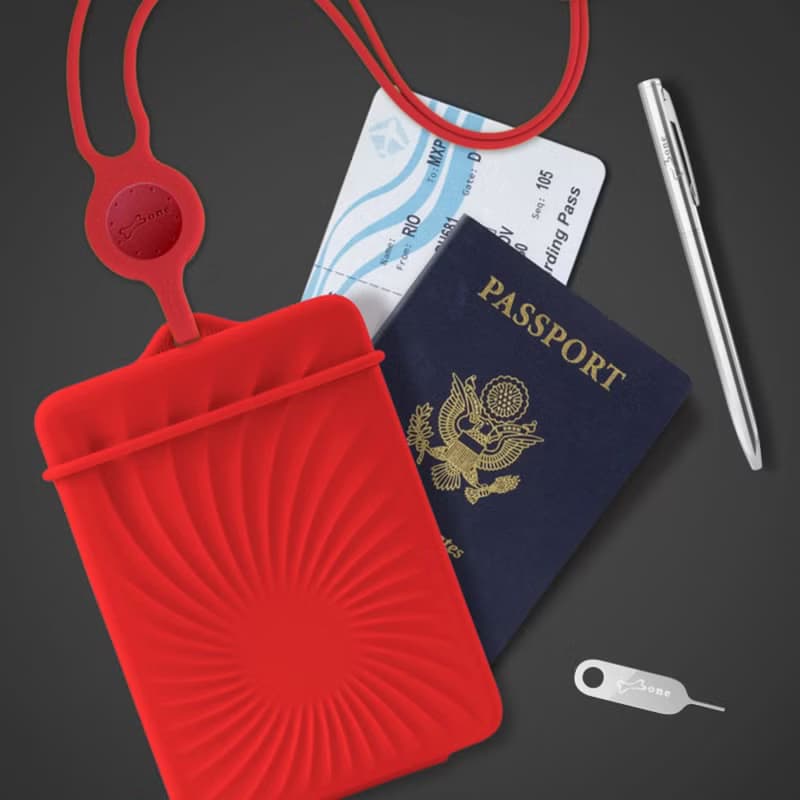 Bone 蹦克  / 頸掛真皮護照套 - 旅遊出國收納卡夾-送盲盒公仔