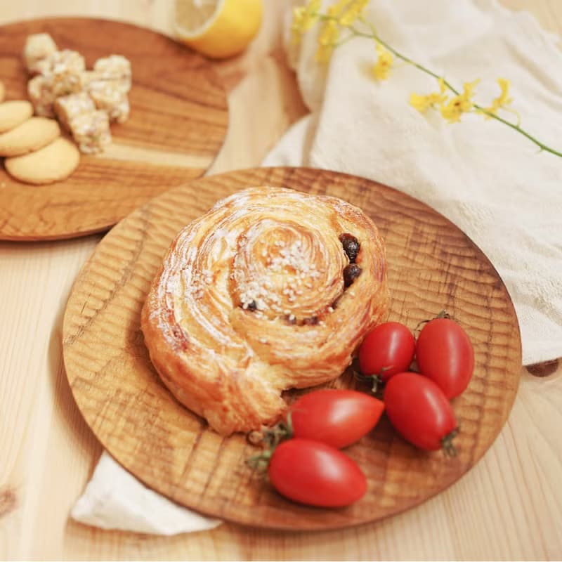 無深度)天然柚木圓型餐盤S號-波點款│22cm不上漆原木製 露營野