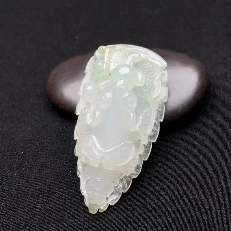 【一葉暴富】冰種飄綠翡翠青蛙葉子吊飾 | 天然緬甸翡翠A貨|送禮