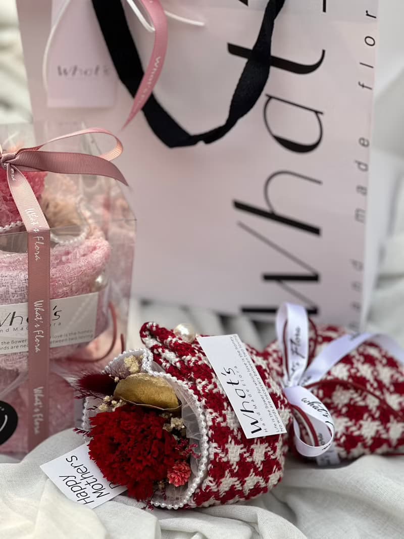 2023 母親節花束 康乃馨俄羅斯花束  母親節新款