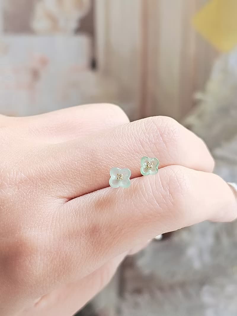 貴人•招財•健康 |18k金桂花|緬甸A貨翡翠冰馬卡龍綠耳環